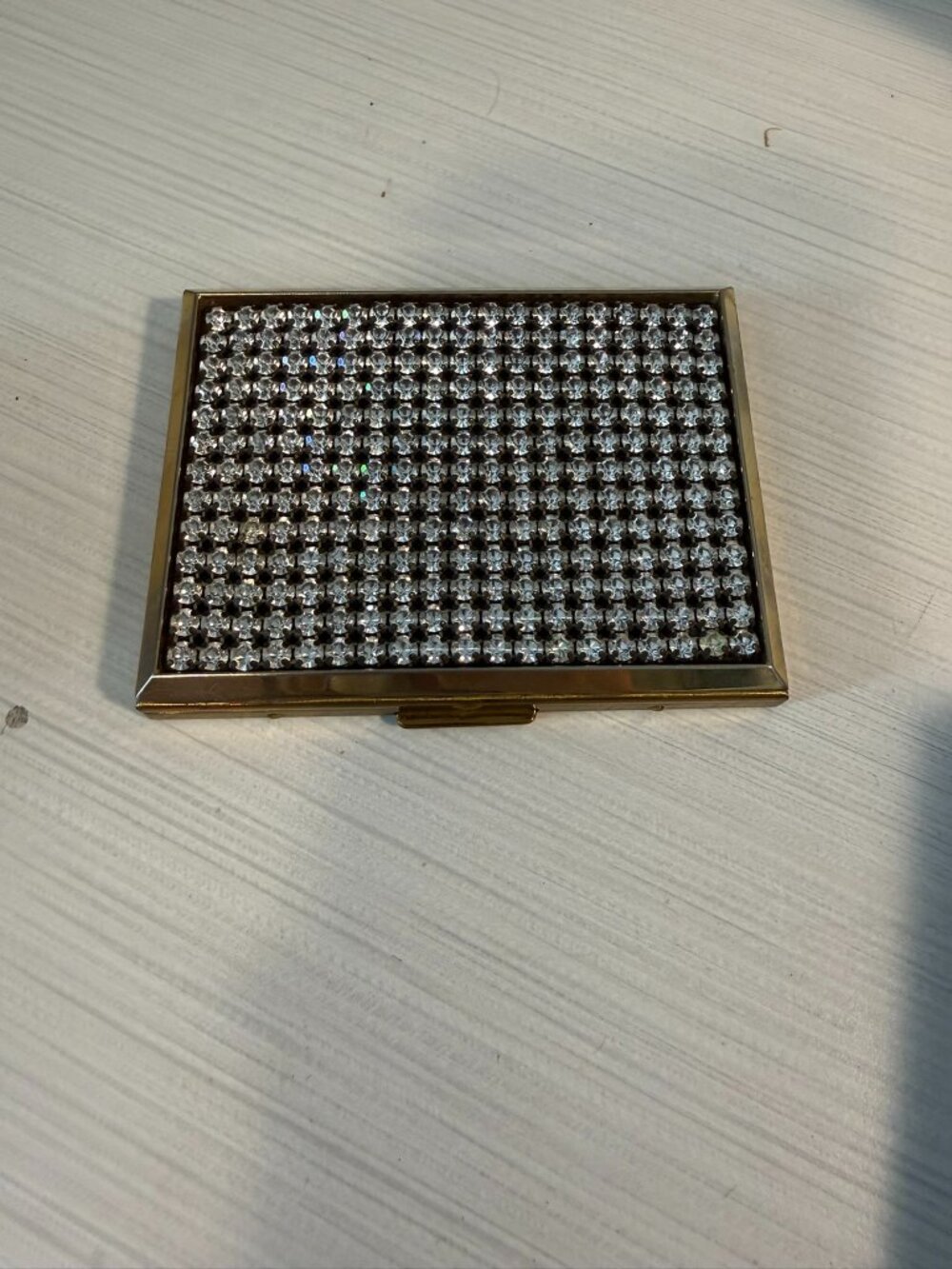 Vintage Elegant Rhinestone Gold Tone Compact Case